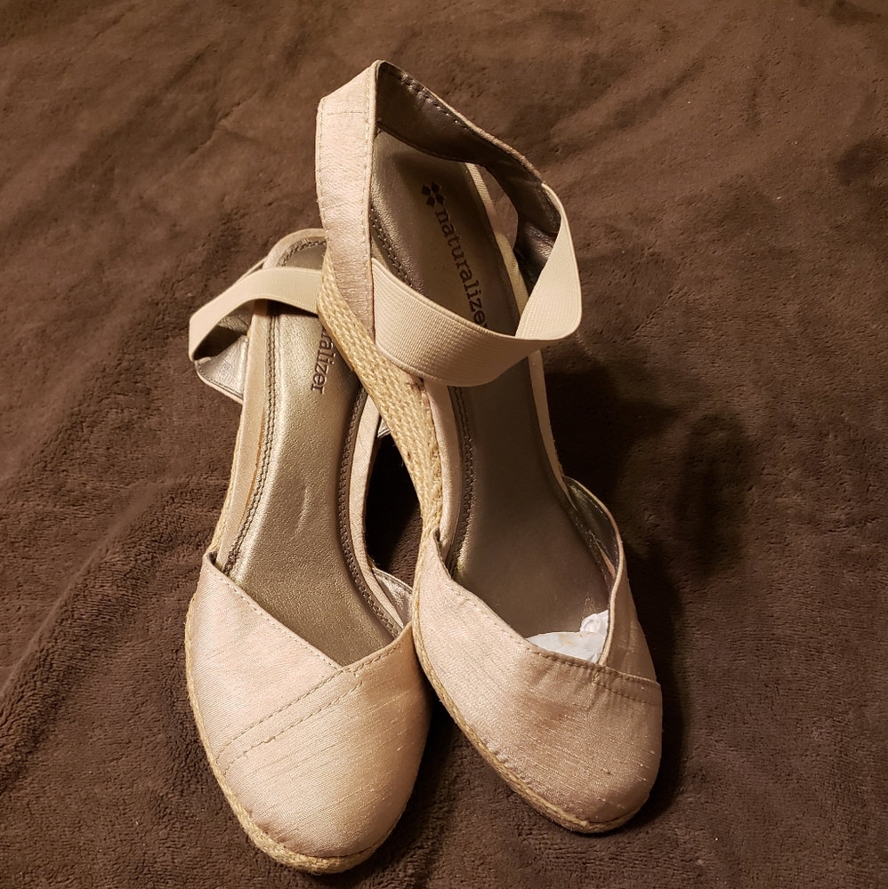 Naturalizer Sonnet wedges 3 in 8M